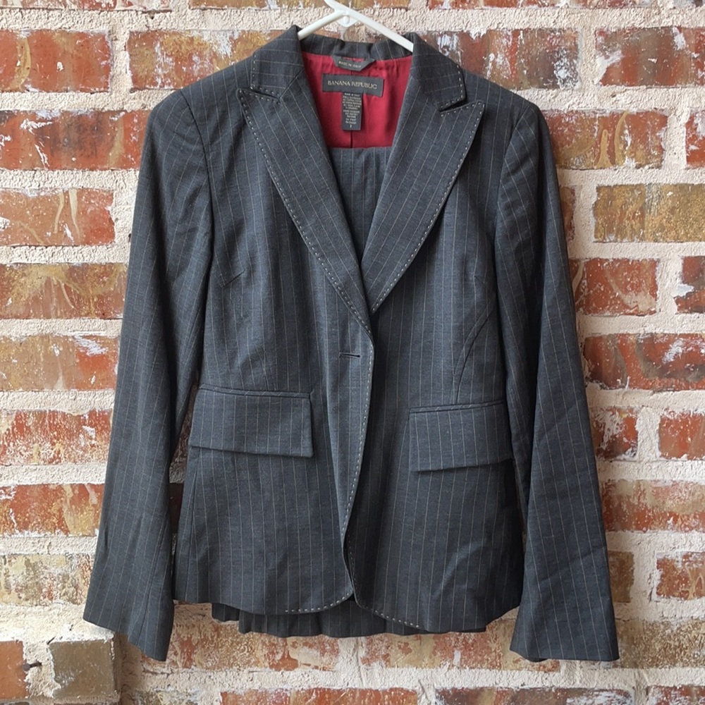 Banana Republic Charcoal Gray Pinstriped Pantsuit